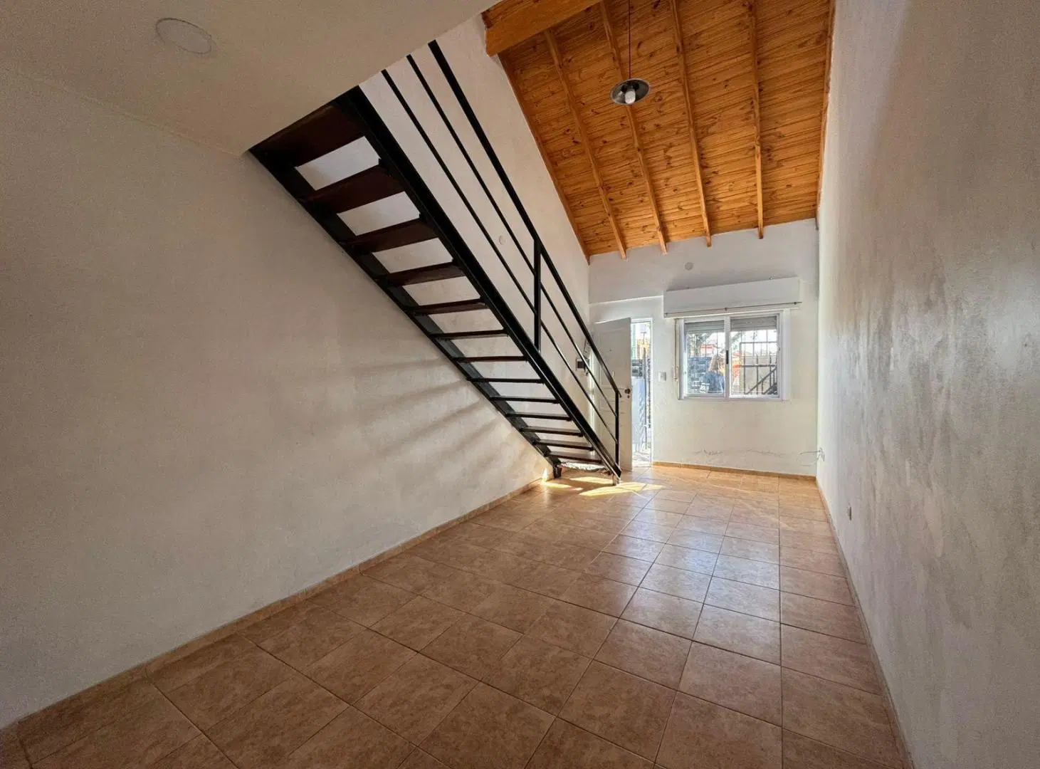 Alquiler Departamento 2 Ambientes en Jose Leon Suarez 5