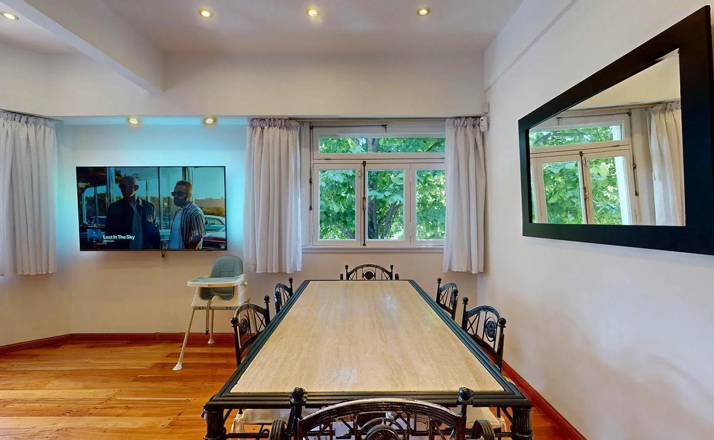 Venta Departamento tipo PH 3 ambientes Reciclado en Colegiales 5