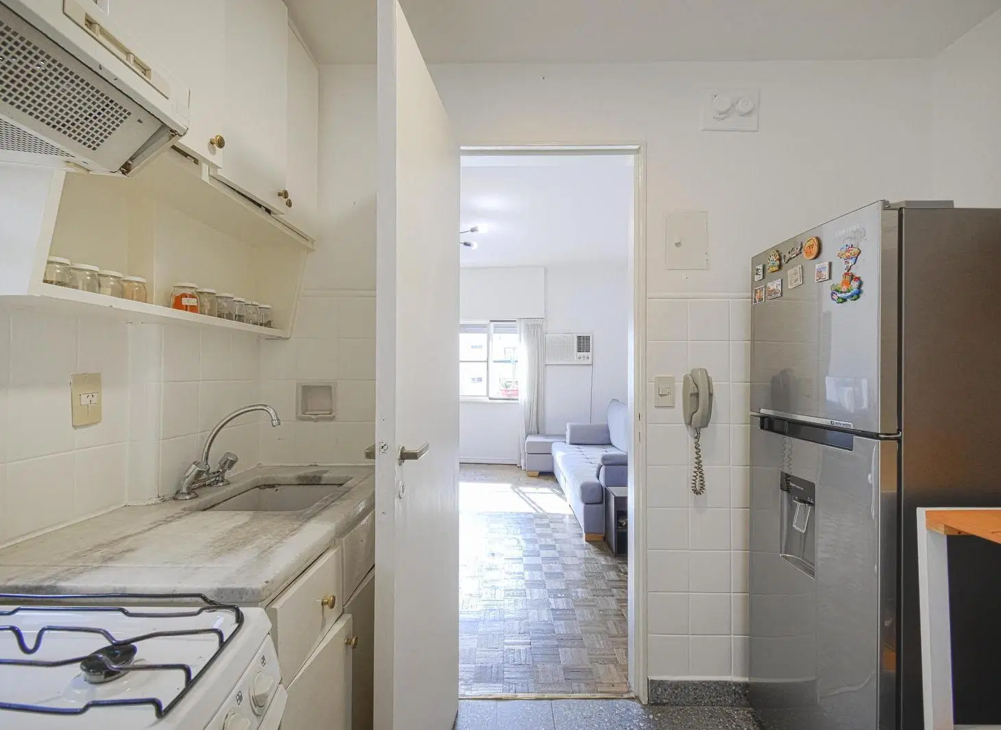 Venta Departamento 3 Ambientes con Dependencia en Recoleta 2