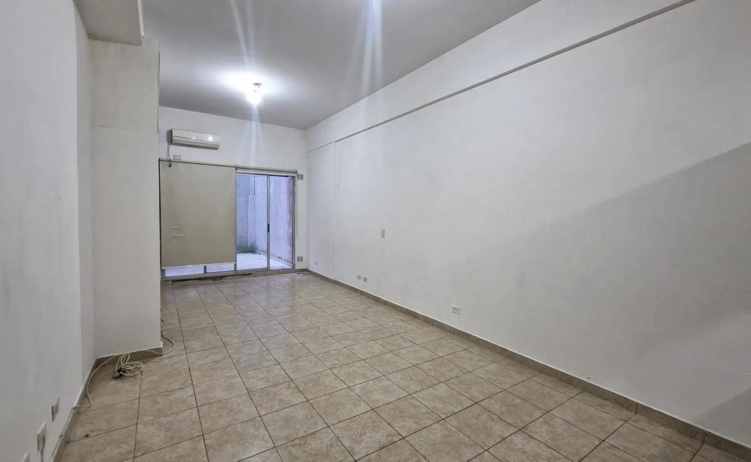 Venta Departamento Monoambiente con Patio y Apto Crédito en San Telmo 3