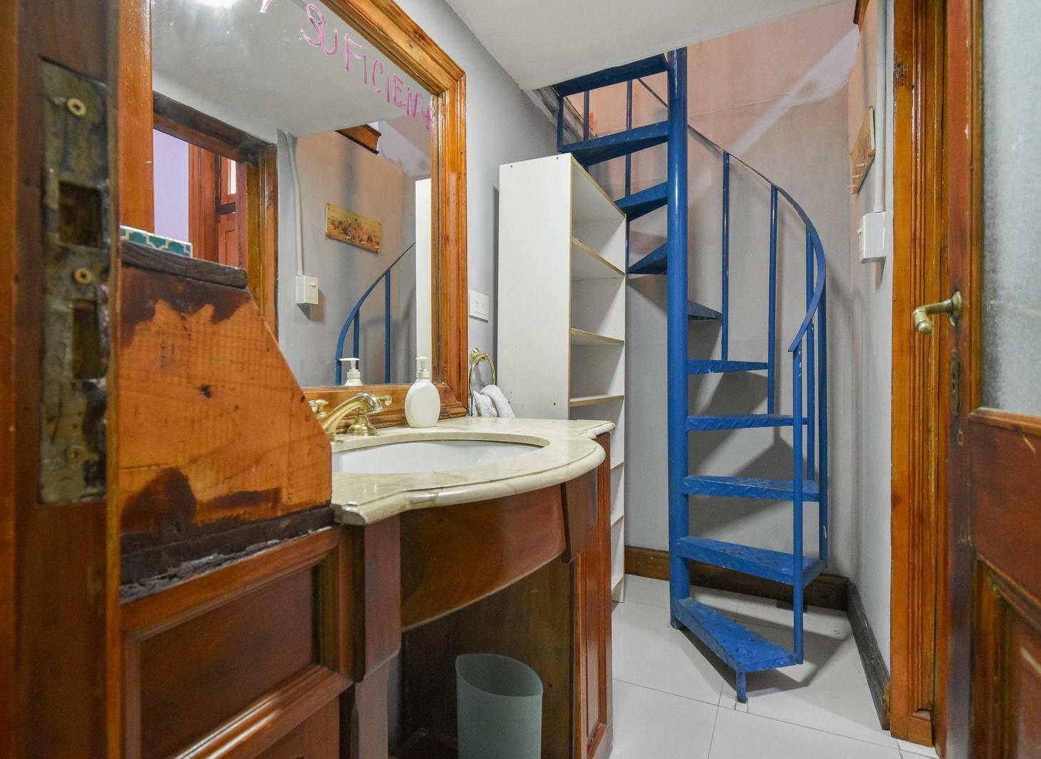 Foto de Venta PH 4 Ambientes 2do Piso por Escalera Recoleta, imagen 3