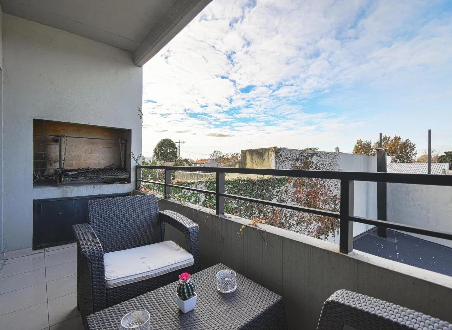 Venta Departamento 2 Ambientes con Balcón, Parrilla y Cochera en Olivos 4