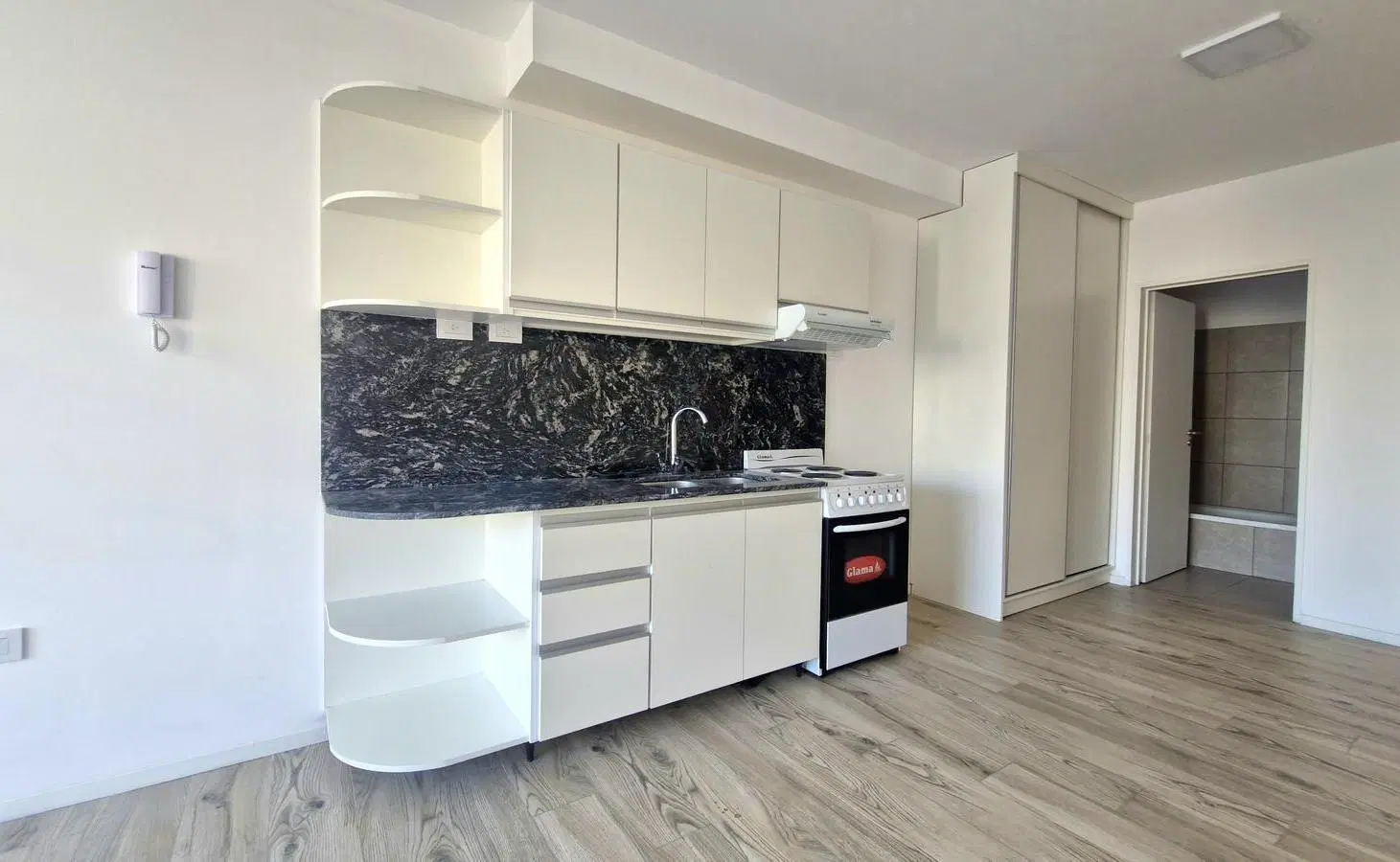VENTA DEPARTAMENTO MONOAMBIENTE CON BALCON UNIVERSIDAD PALERMO 5