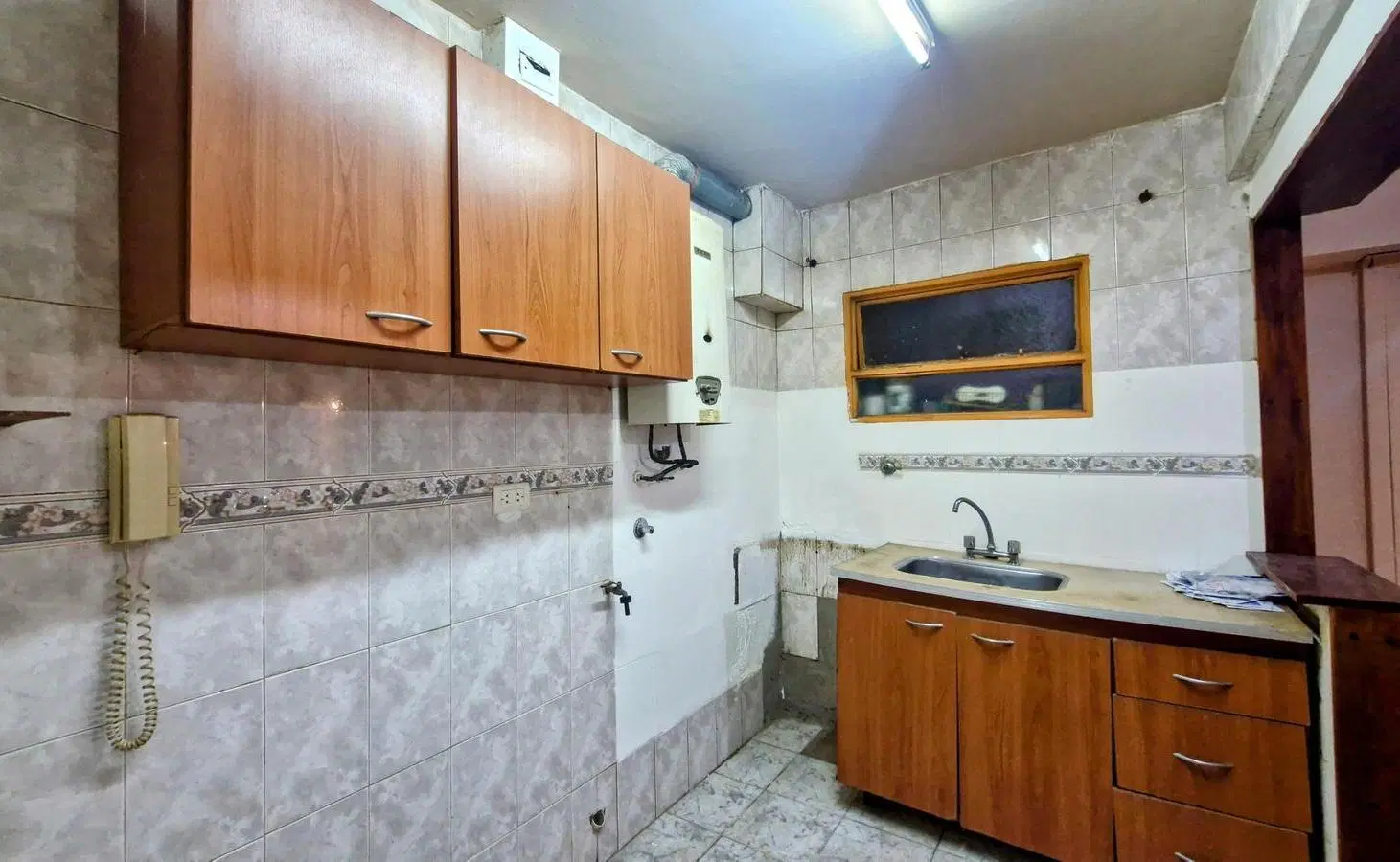 VENTA DEPARTAMENTO 2 AMBIENTES CON COCHERA EN CID CAMPEADOR CABALLITO 4