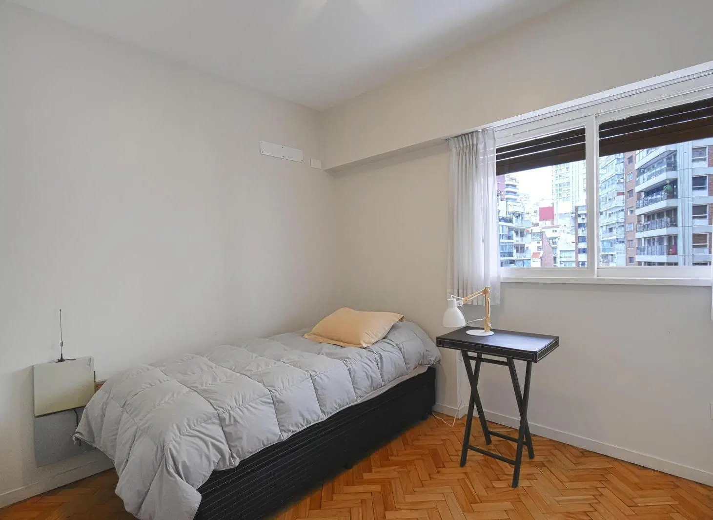 Venta Departamento 3 Ambientes con Cochera y Vista Abierta en Las Cañitas, Palermo 2