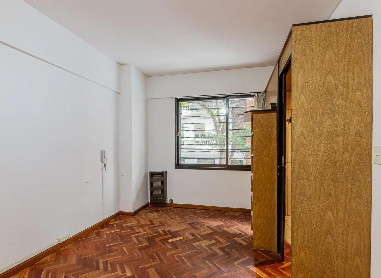 Venta Departamento 2 Ambientes con Patio BELGRANO 4
