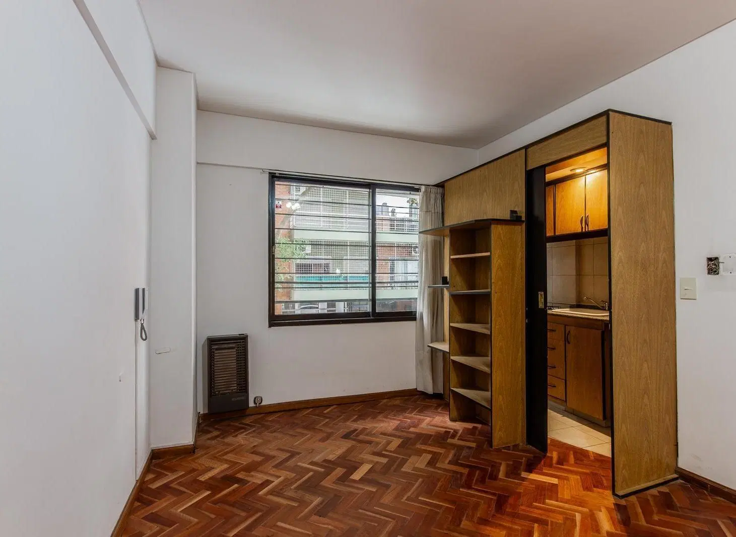 Venta Departamento 2 Ambientes con Patio BELGRANO 3
