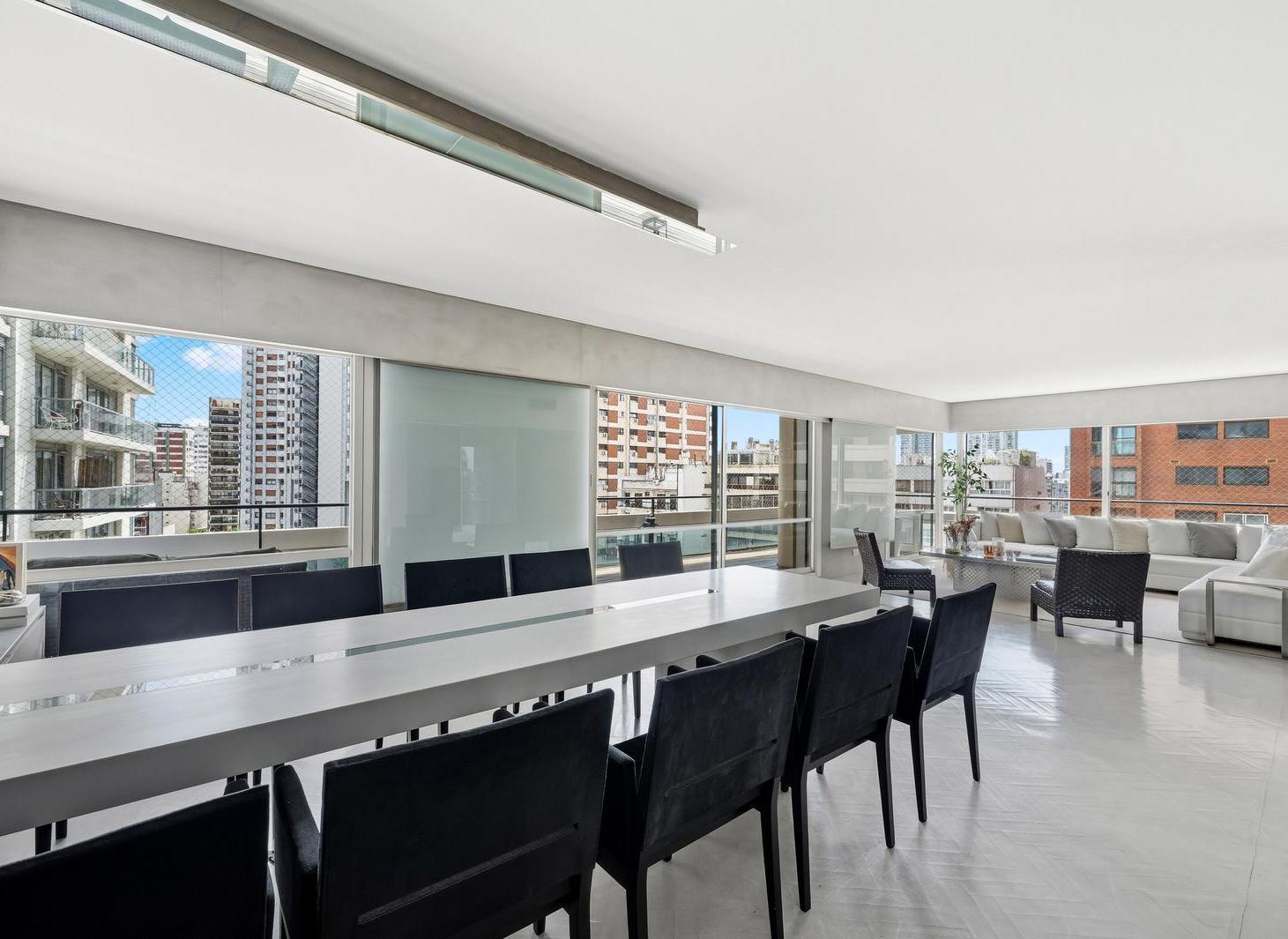 Venta Departamento 5 Ambientes con Dependencia, 2 Cocheras, Full Amenities. Palermo