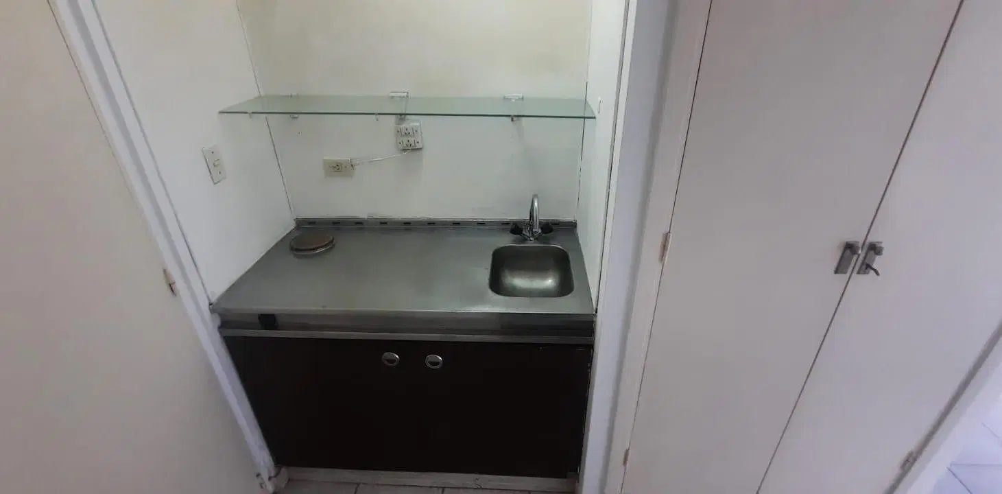 Venta Departamento Monoambiente para Modernizar en el Centro, San Nicolas 2