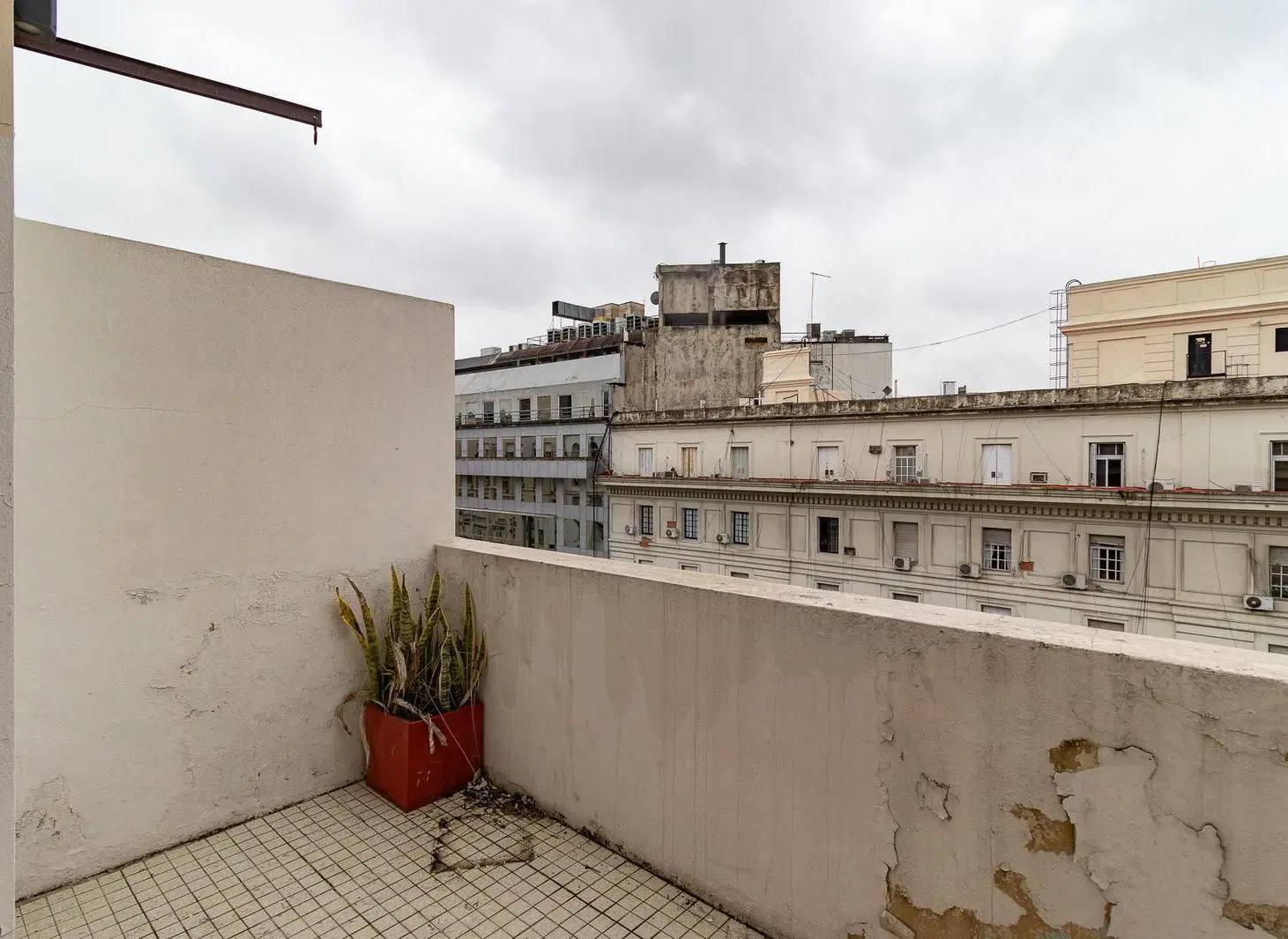 Venta Departamento 2 Ambientes con Balcon en Microcentro 5