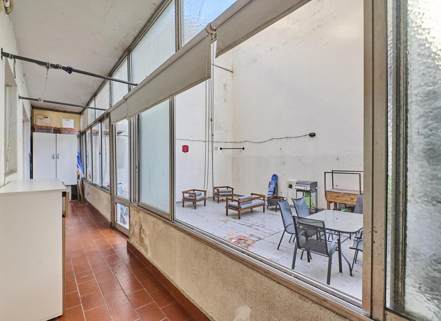 Venta Departamento 5 ambientes patio, parrilla y espacio guardacoche en Palermo