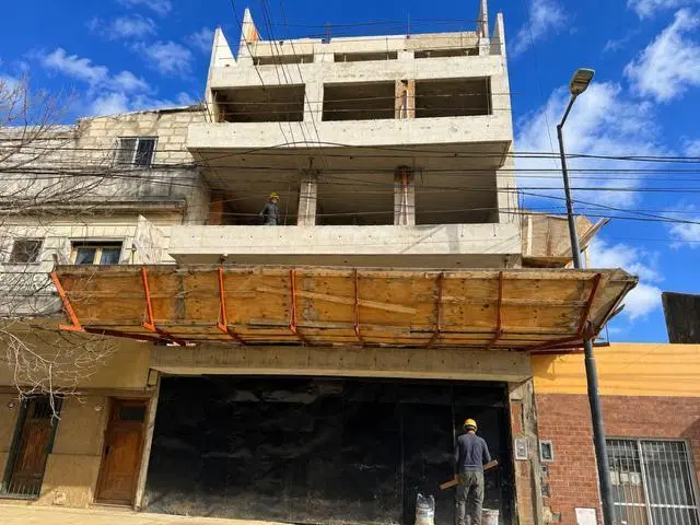 Venta Departamento de 2 Ambientes en Saavedra 2