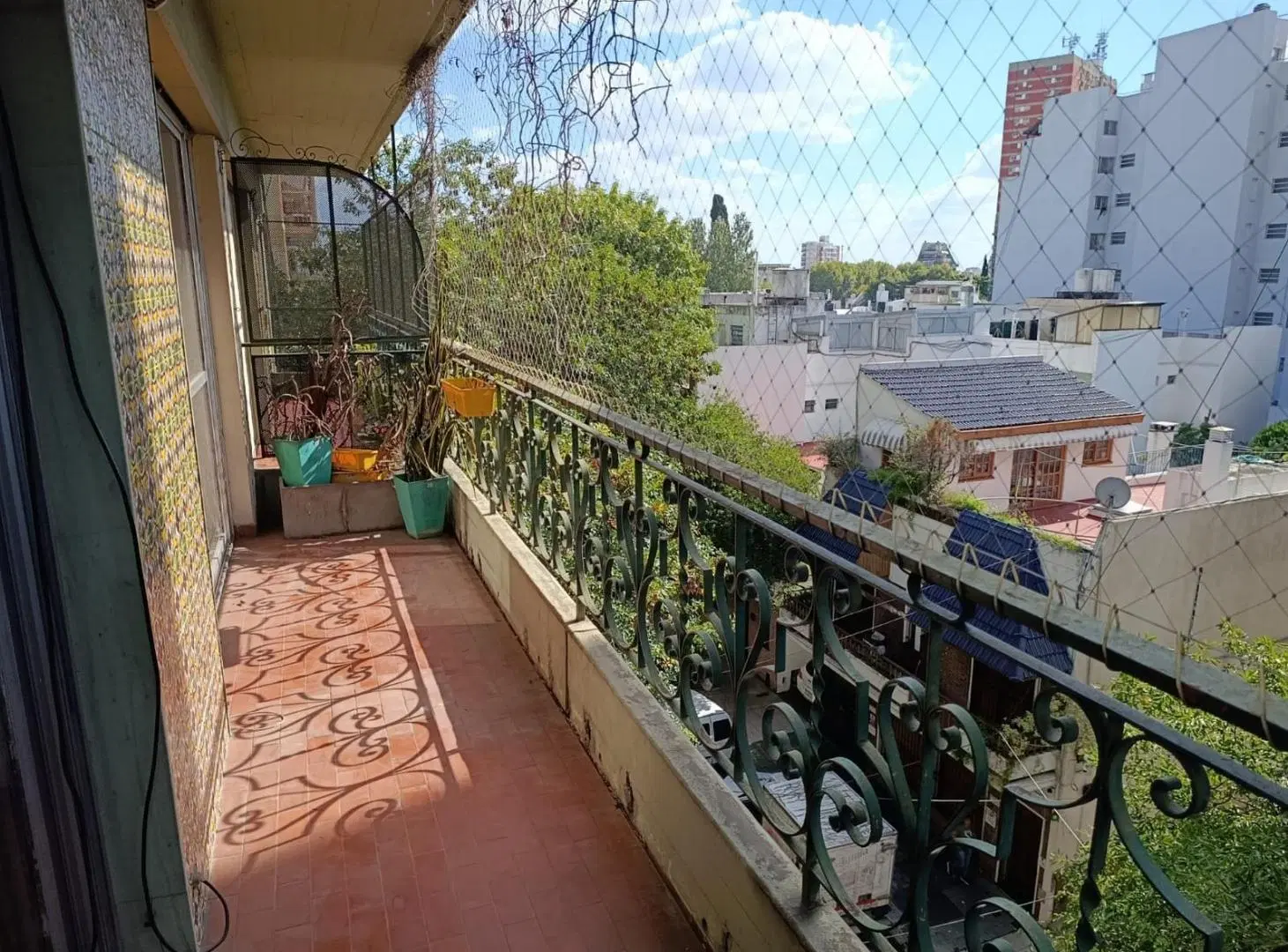Venta Departamento 3 ambientes al frente con Balcón y Cochera Fija Velez Sarsfield 4