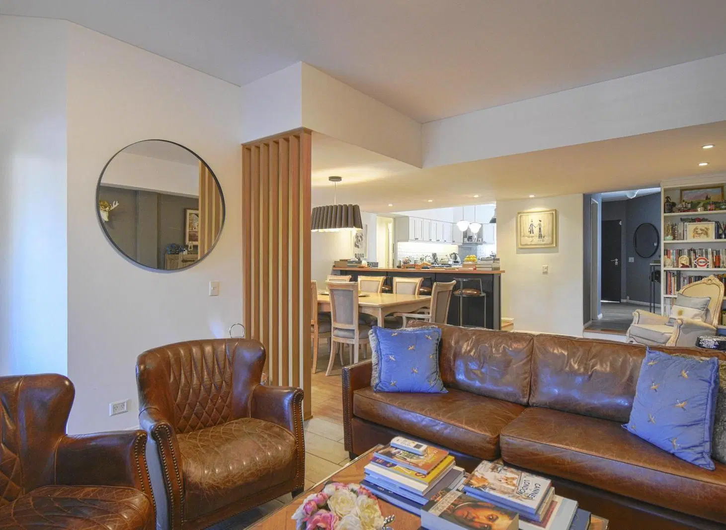 Venta Casa 6 Ambientes con Jardín y Pileta en Acassuso 4