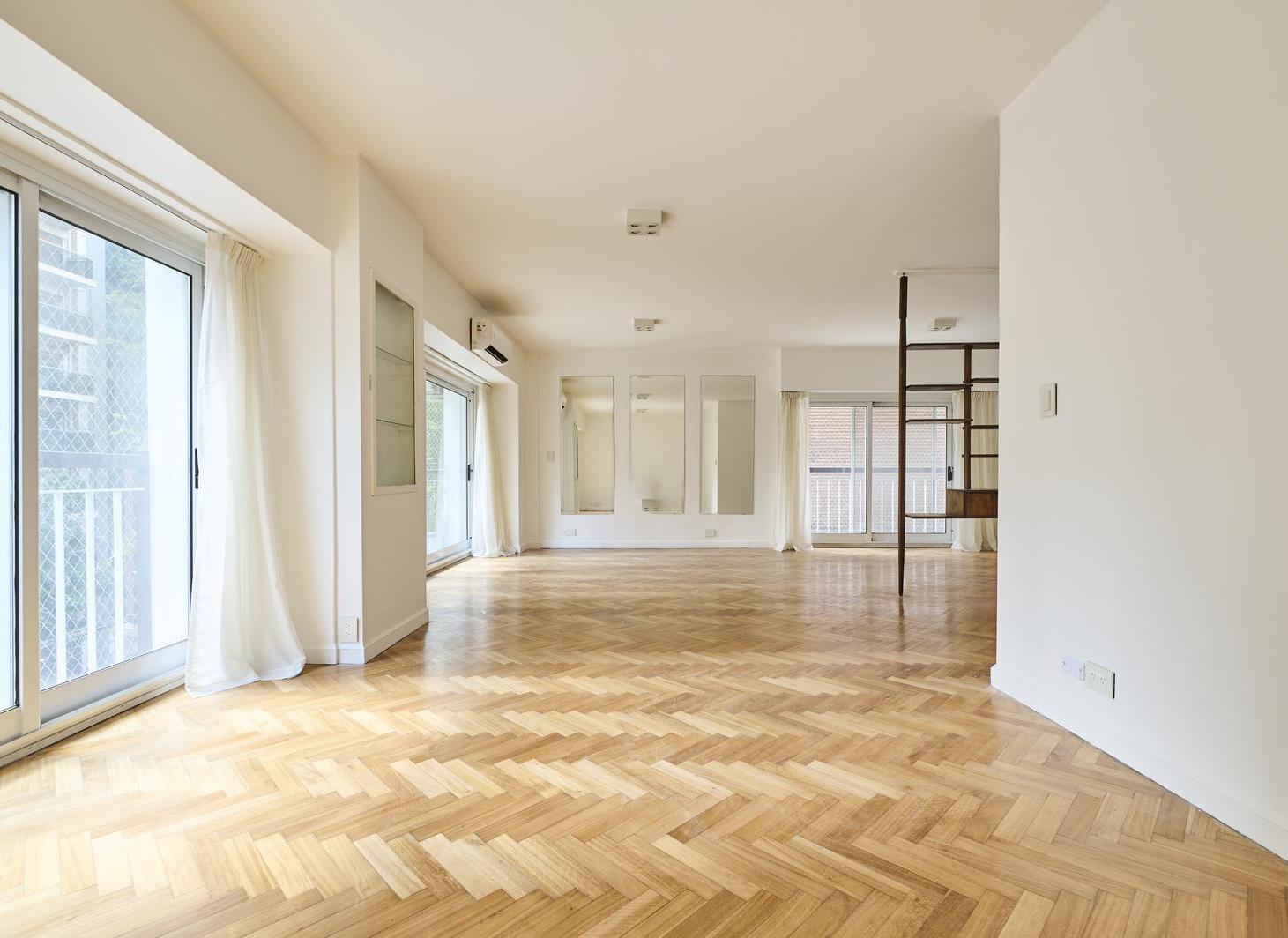 Venta Semipiso 4 Ambientes más Dependencia - Seguridad 24hs en Barrio Norte