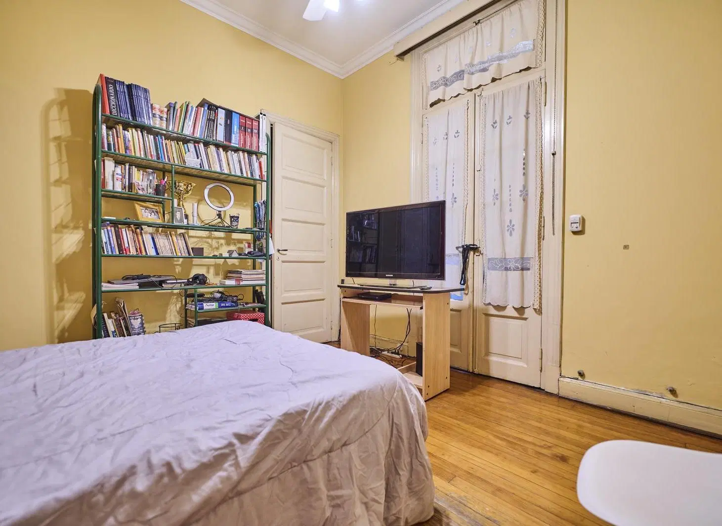 Venta Departamento tipo casa 4 dormitorios con cochera y patio | Oportunidad 4