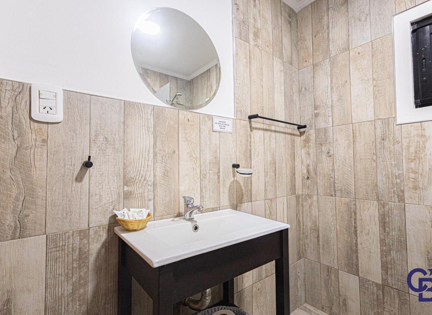 Foto de VENTA COMPLEJO DE CABAÑAS CON ESPACIOS COMUNES EN CAÑUELAS, imagen 1