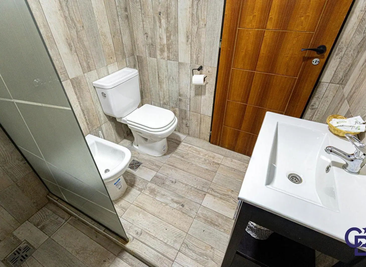VENTA COMPLEJO DE CABAÑAS CON ESPACIOS COMUNES EN CAÑUELAS 8