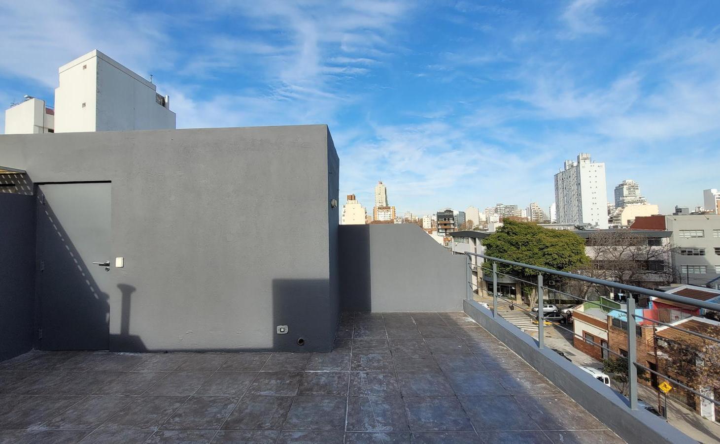 Foto de ALQUILER GRAN DEPARTAMENTO DUPLEX 2 AMBIENTES CON BALCON TERRAZA VILLA CRESPO, imagen 5