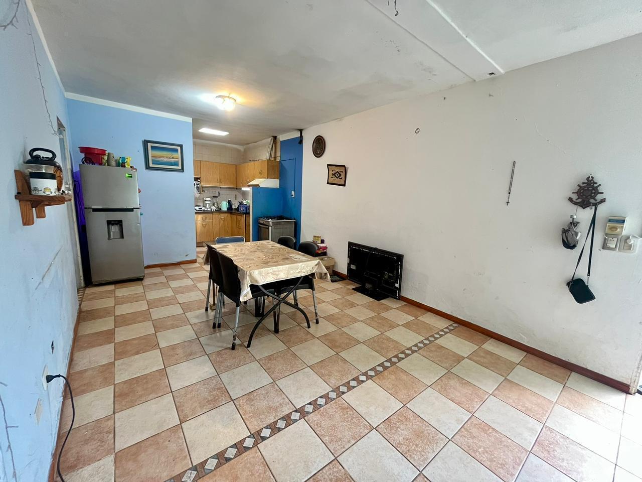 Foto de Venta PH 3 Ambientes con Patio en Ciudadela, imagen 3