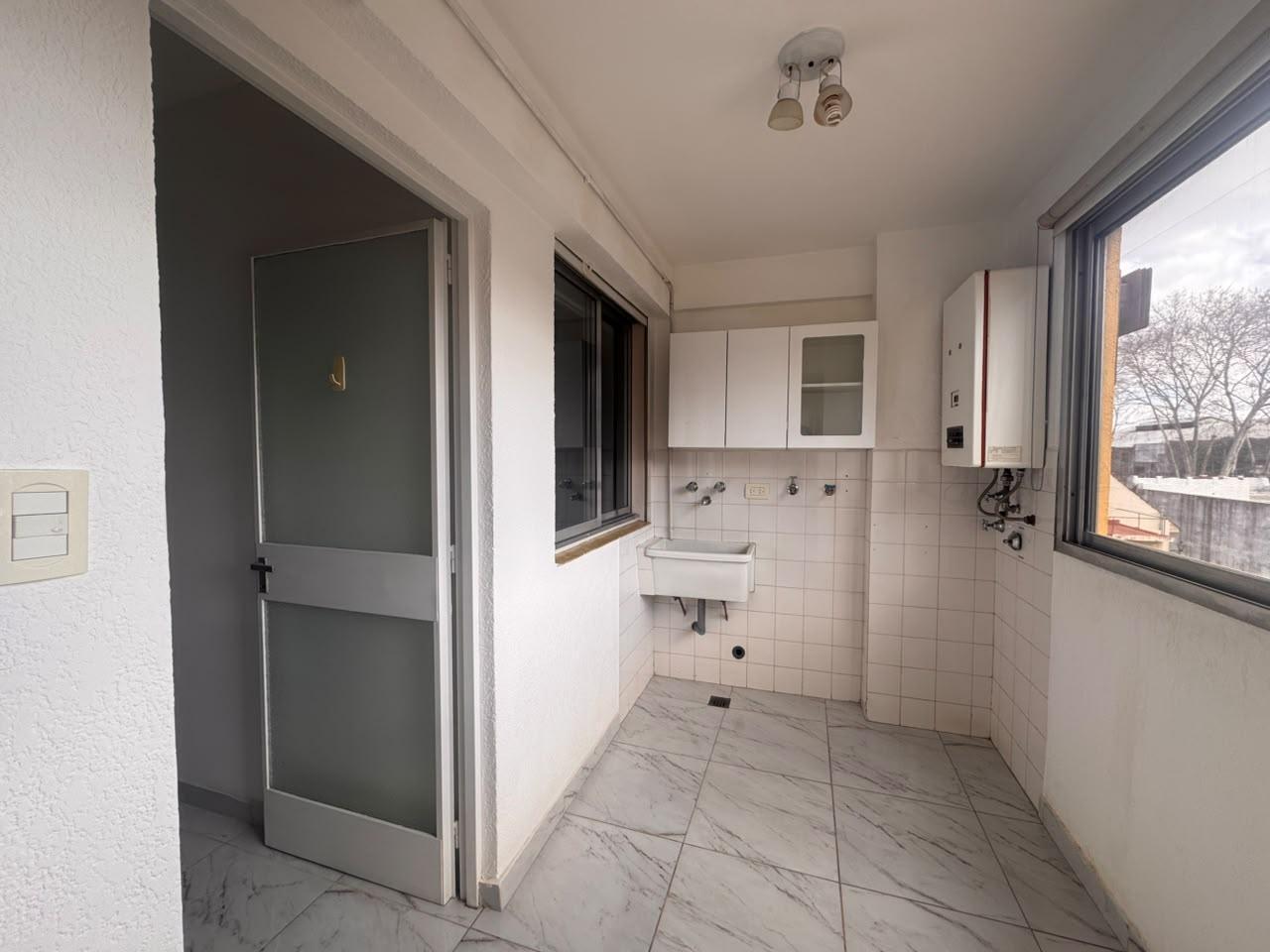 Foto de Venta Departamento Dos Ambientes Nuevo en Centro de San Martin, imagen 5