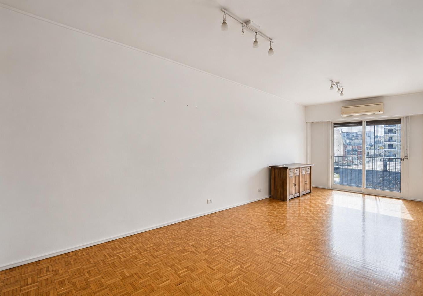 Foto de Venta Departamento 4 Ambientes con Balcón y Baulera en Barrio Norte, imagen 1