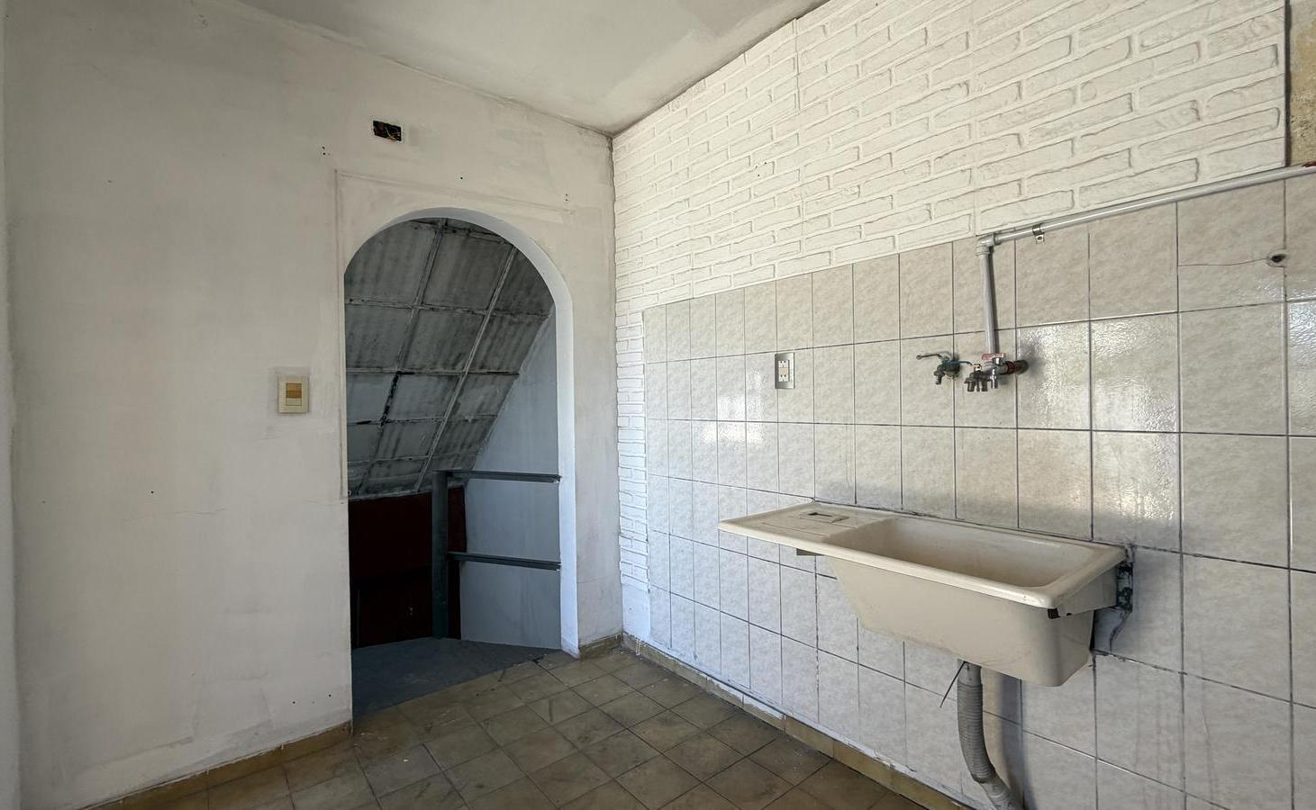 Foto de VENTA PH 3 AMBIENTES CON TERRAZA EN HAEDO, imagen 4