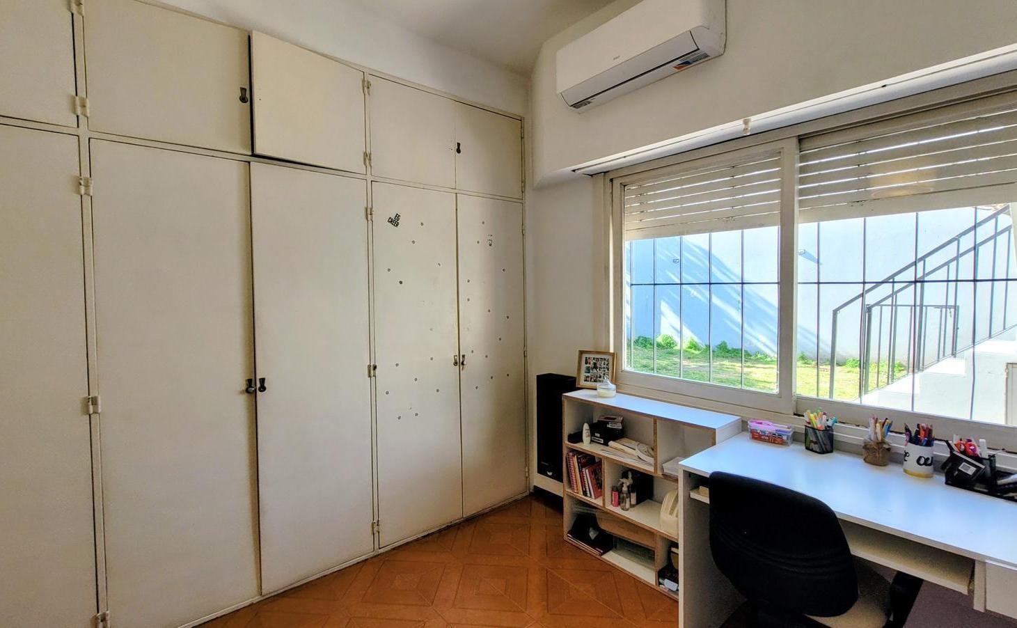 Foto de VENTA CASA 4 AMBIENTES APTO CREDITO EN RAMOS MEJIA, imagen 5