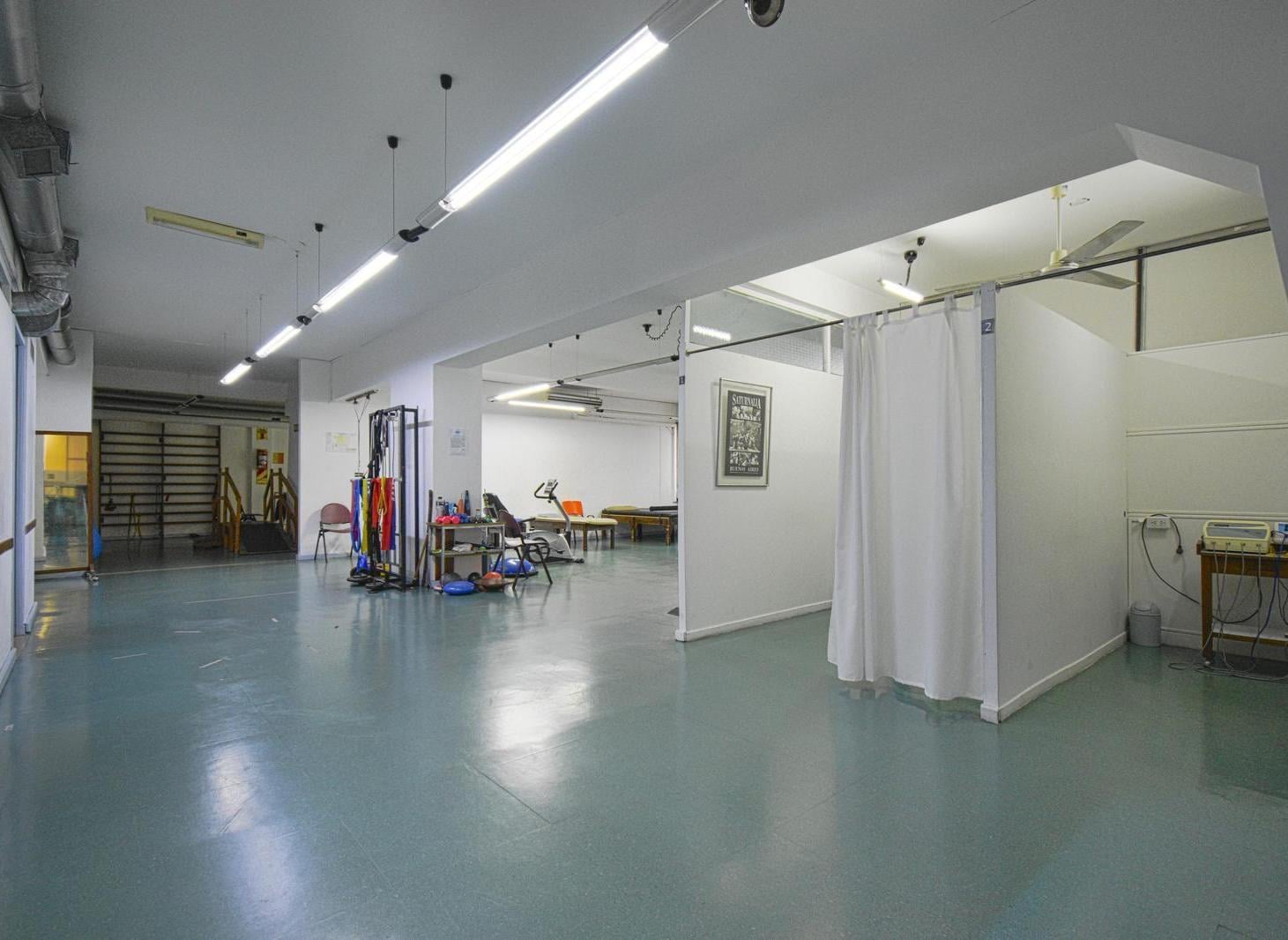Foto de VENTA OFICINA MULTIFUNCION EN RECOLETA, imagen 4