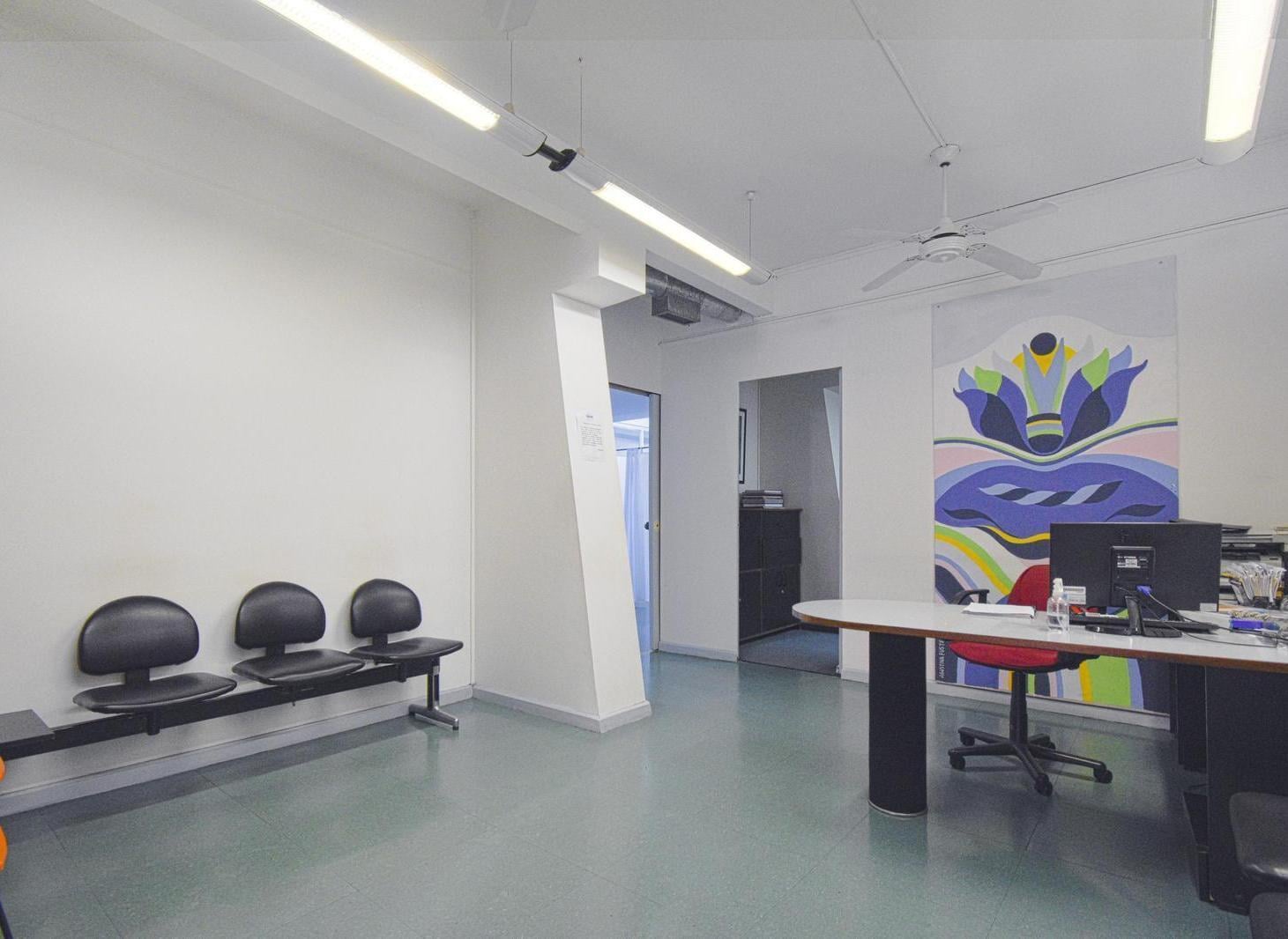 Foto de VENTA OFICINA 5 AMBIENTES MULTIFUNCIONAL EN RECOLETA, imagen 5