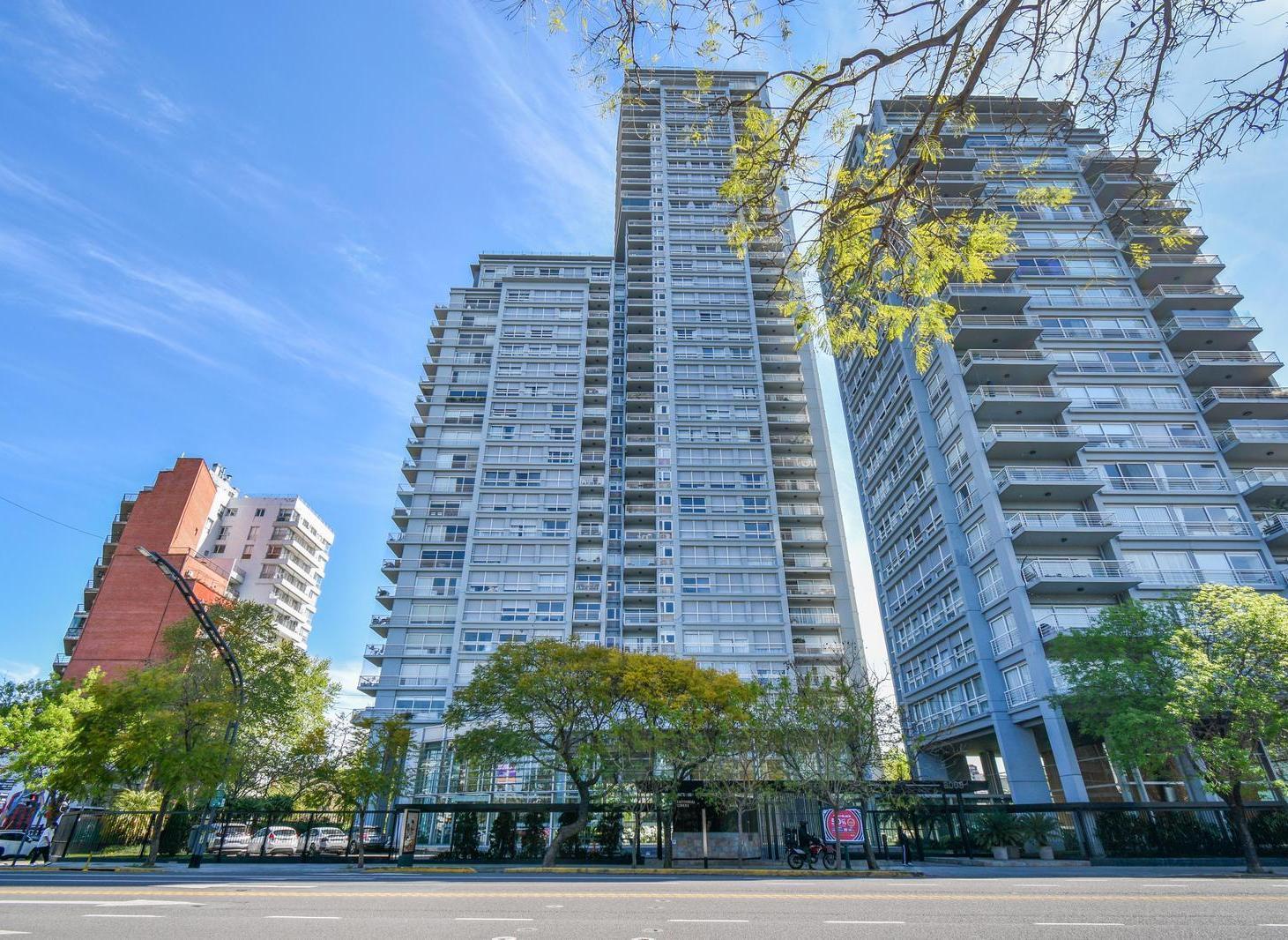 Foto de Venta Departamento 3 Ambientes con Cochera y Baulera- Torre Centennial, imagen 2