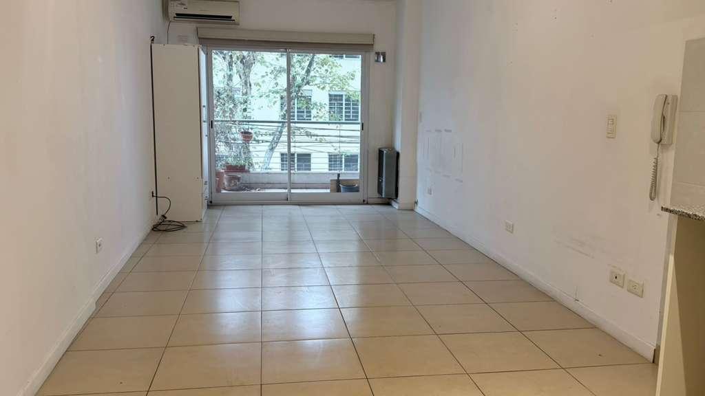 Foto de Venta Departamento Monoambiente con Balcon en Caballito, imagen 5