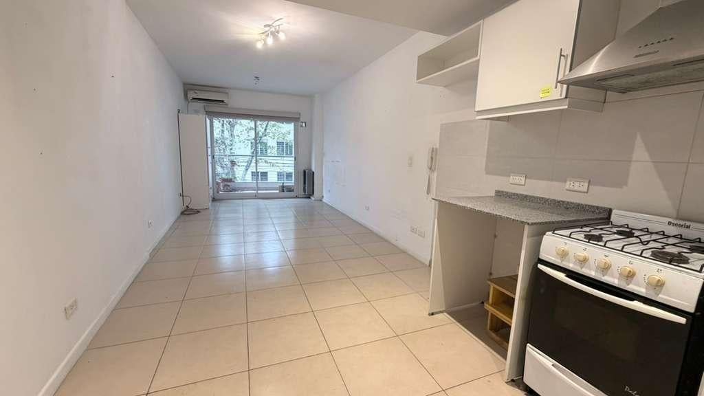 Foto de Venta Departamento Monoambiente con Balcon en Caballito, imagen 1