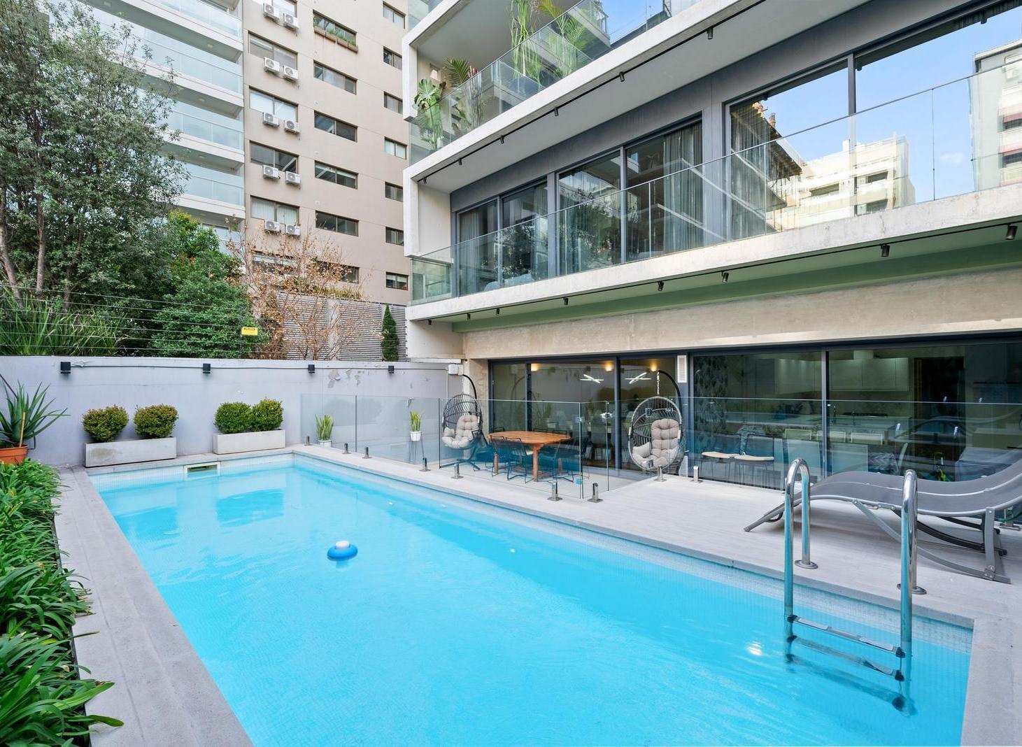 Foto de Venta Departamento 5 Ambientes - Pileta Propia - 2 Cocheras en Velvet, imagen 1