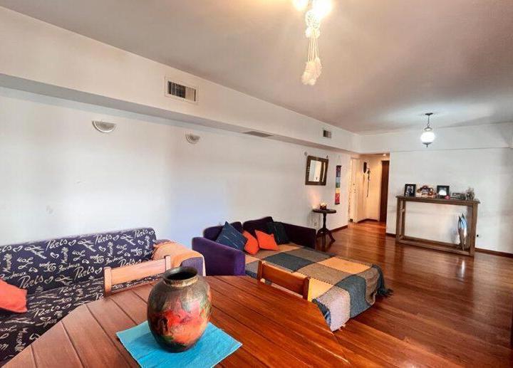 Venta/Permuta Departamento Semipiso Cuatro Dormitorios Cochera Baulera. Rio 4