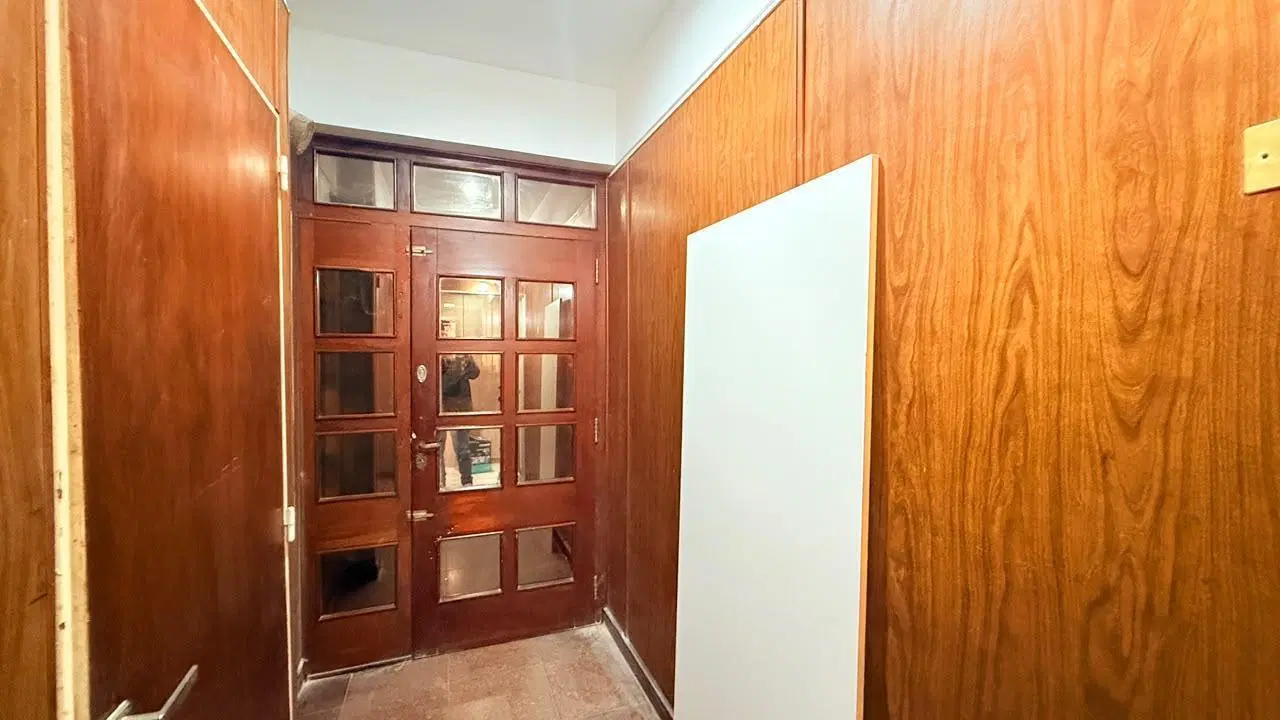 Venta Departamento Dos Dormitorios Suite Planta Baja Patio Reciclado de Autor. Centro 5