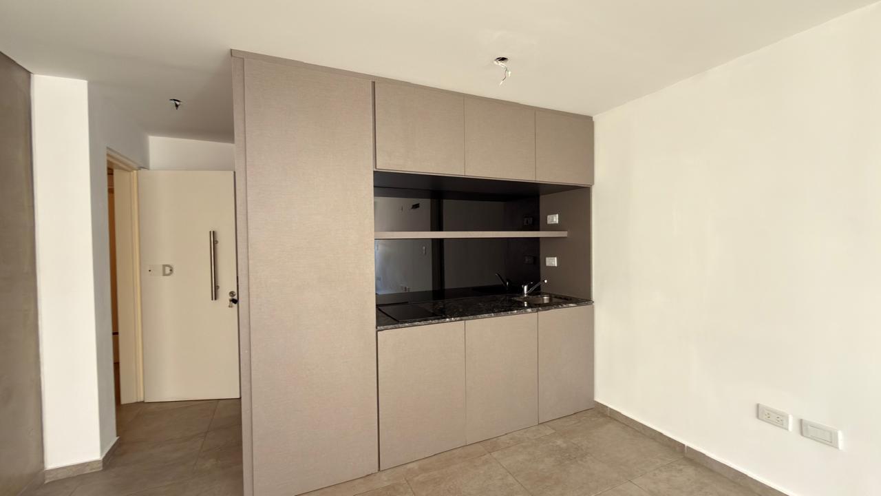 Foto de Apto Credito/Venta Departamento/Oficina Comercial Opcion Cochera. Tribunales, imagen 1