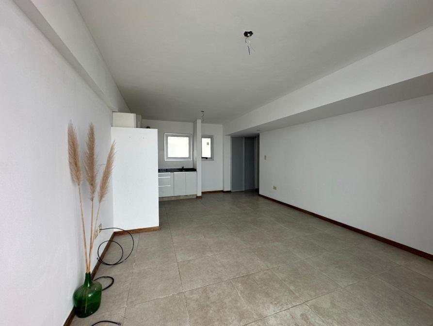Foto de Venta Departamento Categoria Monoambiente Con Patio. Centro Rio, imagen 5