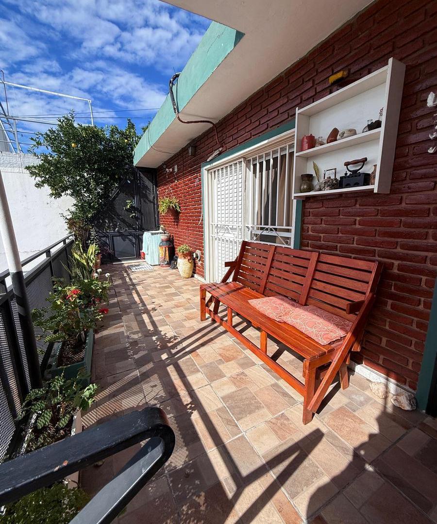 Foto de Venta Dos Departamentos uno en planta alta y el otro en planta baja con, imagen 3