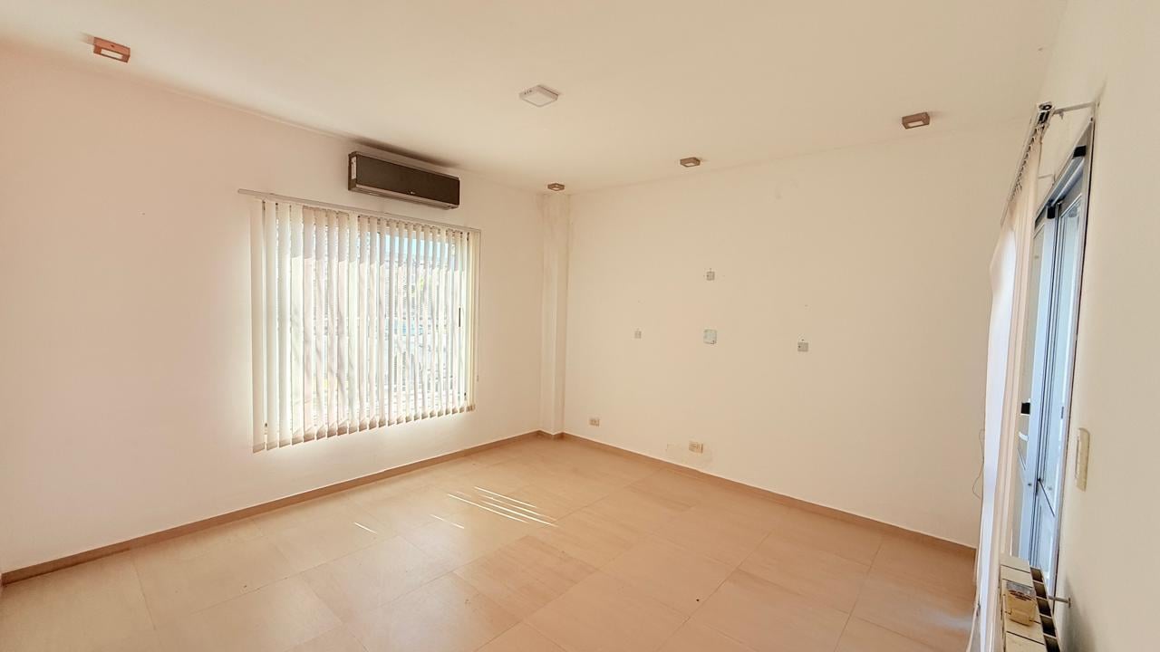 Foto de Venta/Financiacion/Permuta Casa 4 Dormitorios Suite Cochera Doble, imagen 5