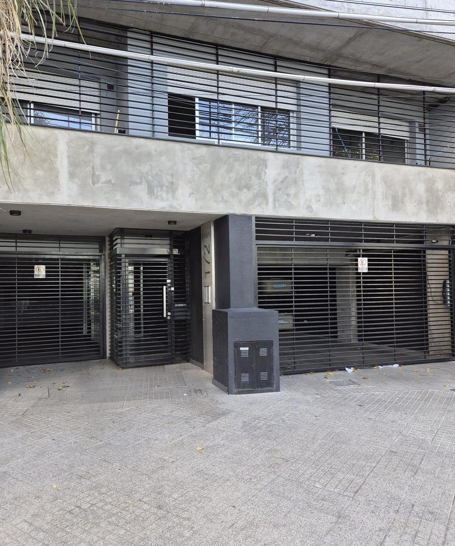 Foto de Venta Departamento Un Dormitorio Con Balcon Categoria. Agote, imagen 3