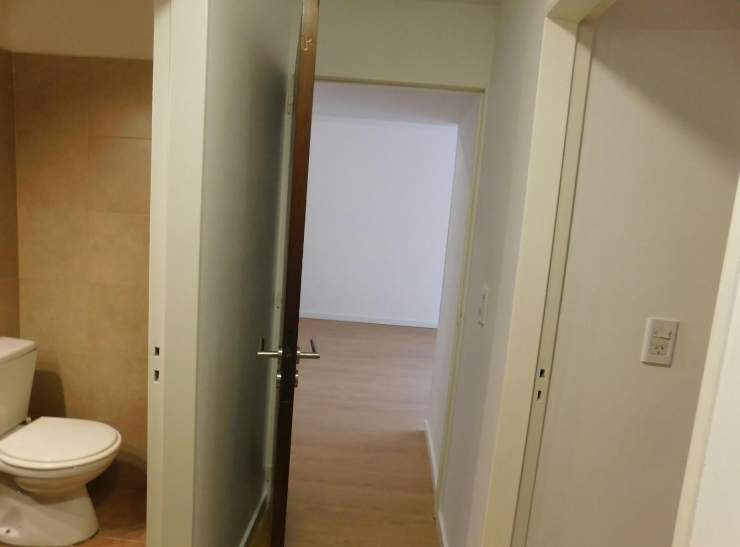 Foto de Departamento 3 dormitorios, cochera, patio exclusivo, balcon al frente, imagen 4