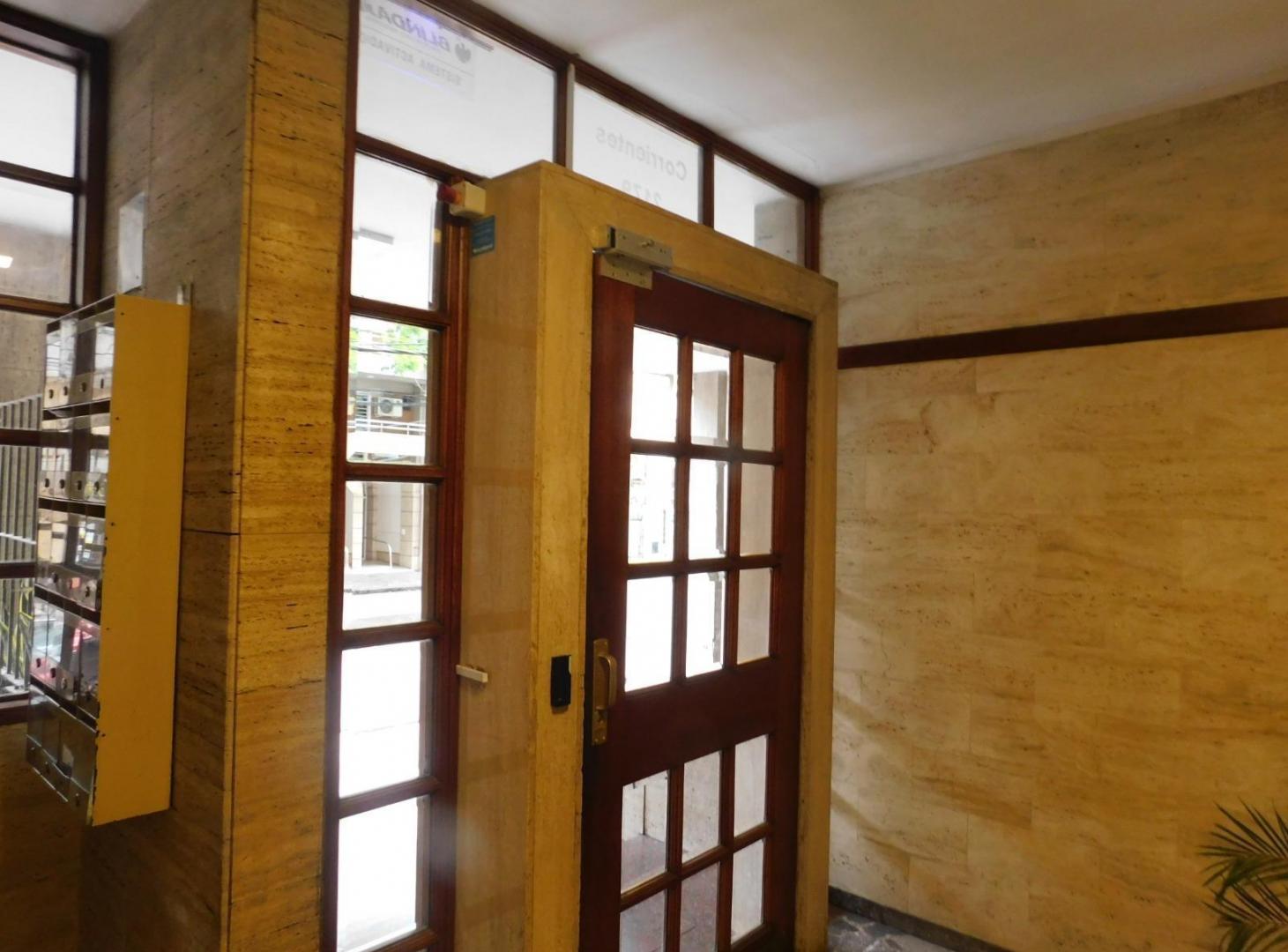 Foto de Departamento 3 dormitorios, cochera, patio exclusivo, balcon al frente, imagen 3