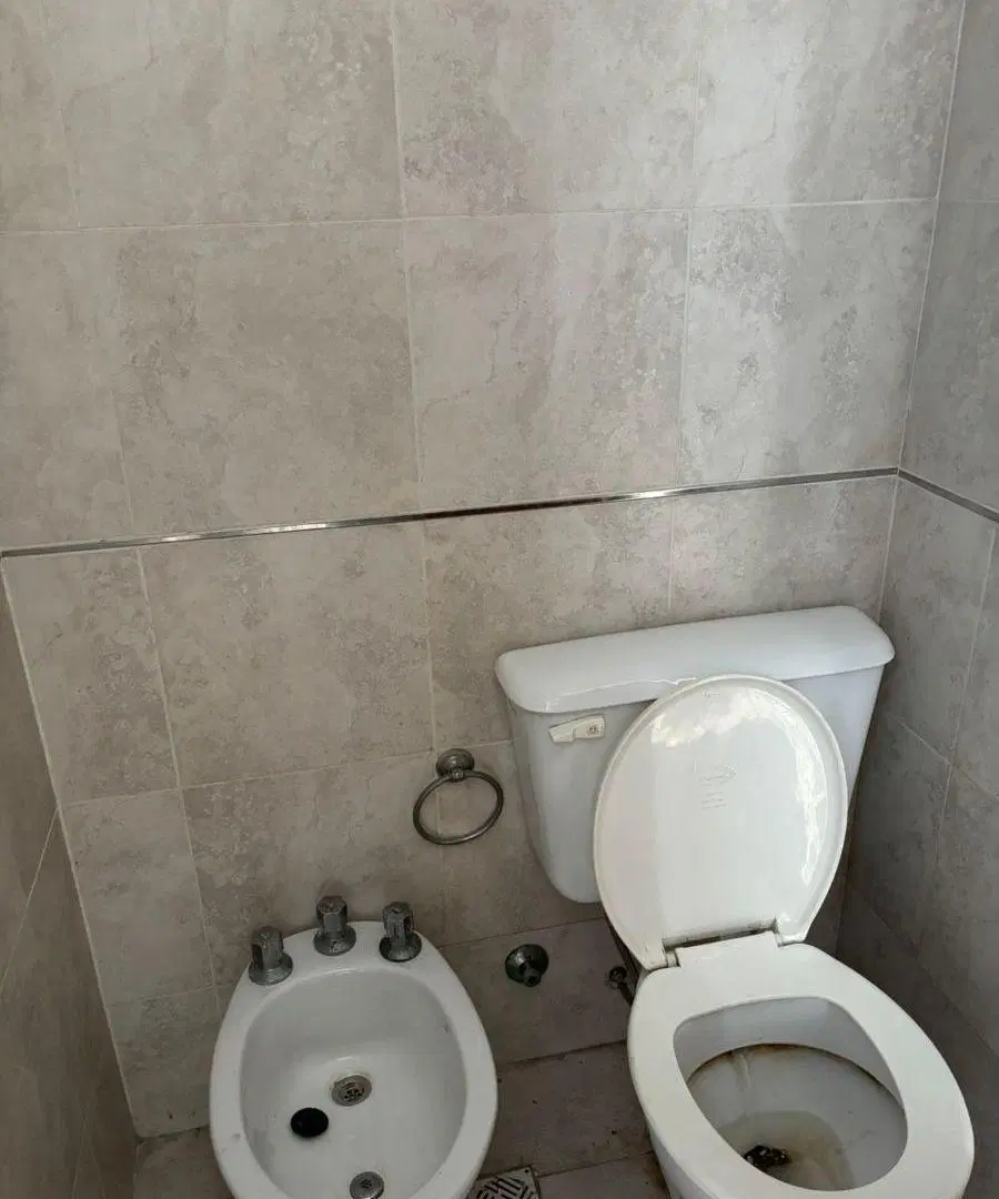 Departamento dos ambientes en alquiler en Temperley 4