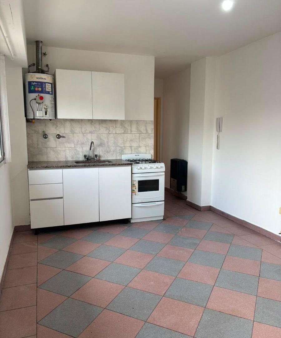 Foto de Departamento dos ambientes en alquiler en Lomas de Zamora, imagen 1