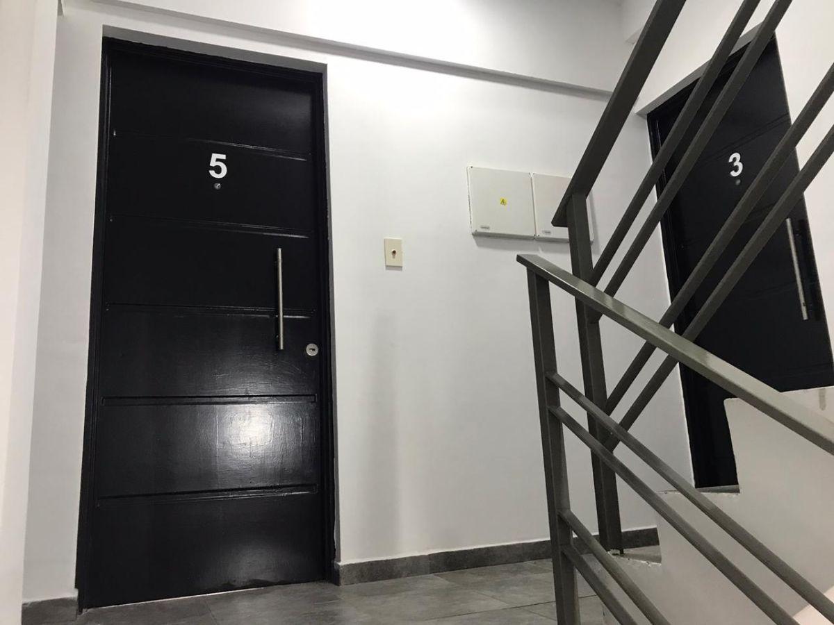 Foto de Monoambiente en alquiler en Temperley, imagen 2