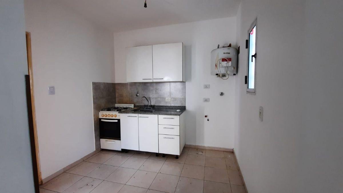 Foto de Departamento dos ambientes en alquiler en Temperley Este, imagen 4