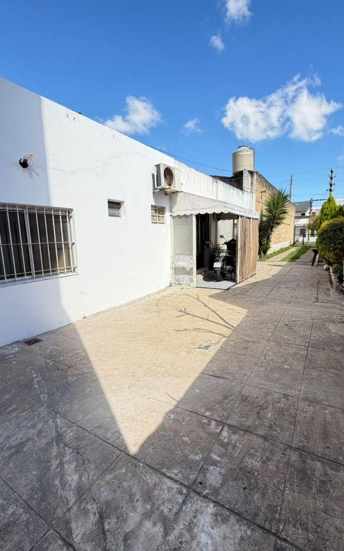 Foto de Departamento en alquiler en Lomas de Zamora, imagen 2