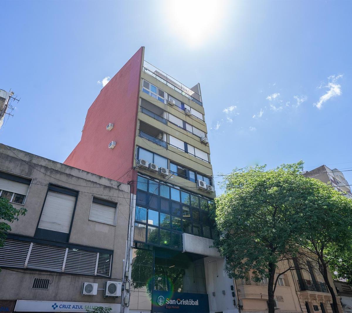 Departamento Duplex, Piso Exclusivo y 3 Dorm. en Zona Centro 5