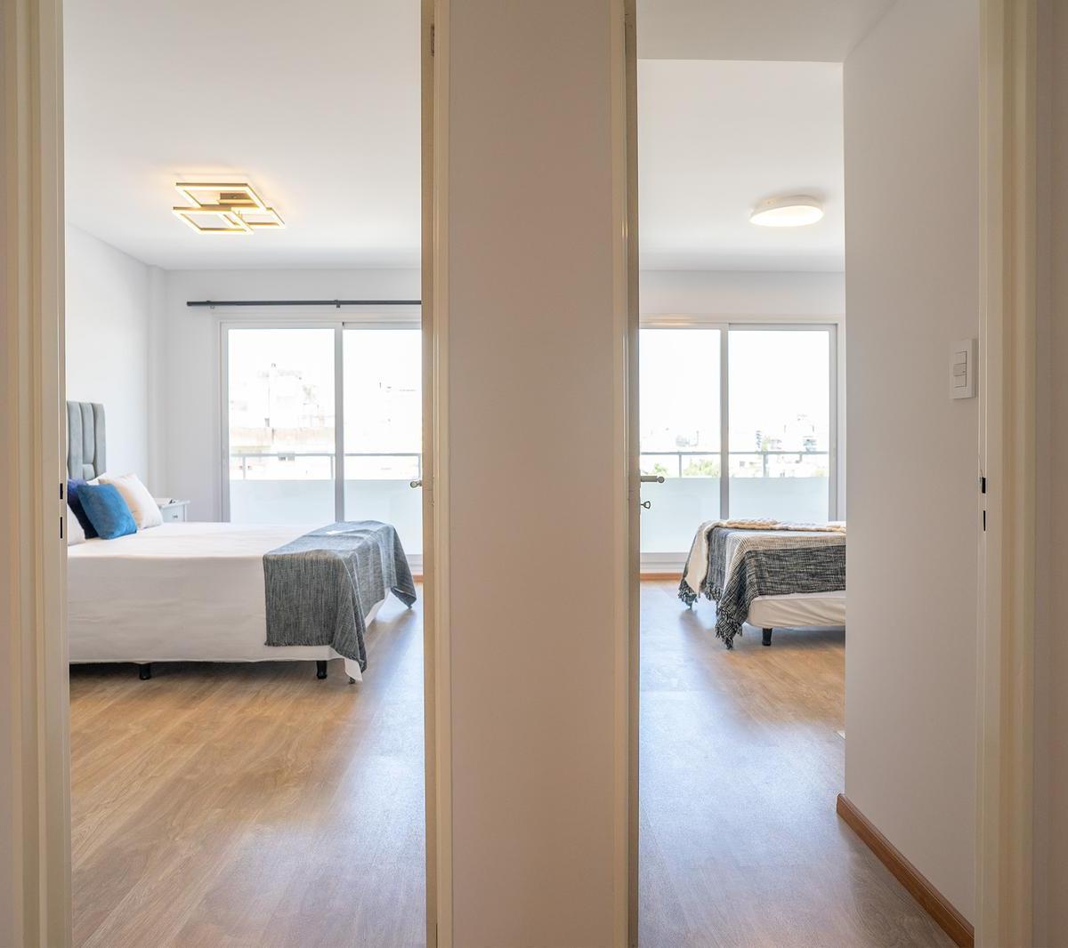 Departamento Piso Exclusivo Tres Dorm. con Balcón 4